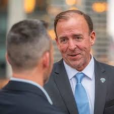 Chris Stankiewicz's Instagram, Twitter & Facebook