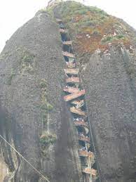 Guatapé and el peñol have long disputed ownership of the rock. El Penon De Guatape Monolith Weather Forecast 200m