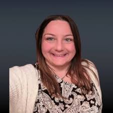 Kimberly Skipper's Instagram, Twitter & Facebook