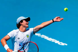 João Fonseca confirma presença em torneio preparatório para Wimbledon após Roland Garros