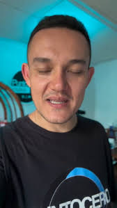 Tico Armando Román gana Festival Internacional de la Canción en Uruguay