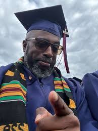 Derrick Knox's Instagram, Twitter & Facebook