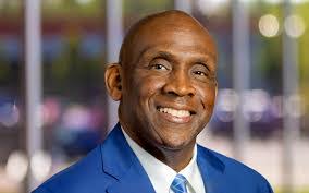 Reggie Stover's Instagram, Twitter & Facebook