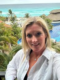 Amanda Winland (@winland_world_travel_) • Instagram photos and videos