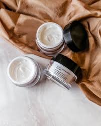 Biossance Squalane Tea Tree Balancing Oil Review Daily Hydrating Cream In 2020 Hydrating Cream Dry Winter Skin Lightweight Moisturizer