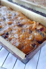 Every year i make several fruitcakes for our family and to be given as a gift to my parents and first husband. Alton Brown S Fruitcake Foods I Like