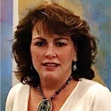 Deirdre Mcmanus's Instagram, Twitter & Facebook