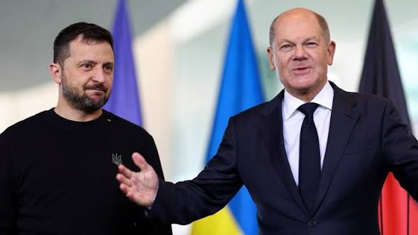Đức công bố khoản viện trợ quân sự trị giá 600 triệu euro cho Ukraine