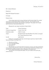 Contoh surat lamaran kerja ke perusahaan swasta. 9 Contoh Surat Lamaran Kerja Fresh Graduate Desain Cv Surat Cv Kreatif