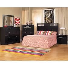Furniture queen in katy offers queen & king size bedroom sets at unheard of pricing. Rent To Own Ideaitalia 5 Piece Bally Queen Bedroom Set At Aaron S Today