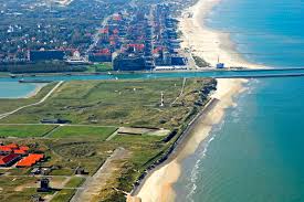 Dont forget to wear a mask , and use the hand sanitizer by the entrance. Nieuwpoort Light Lighthouse In Nieuwpoort Belgium Lighthouse Reviews Phone Number Marinas Com