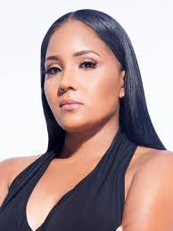 Monique Rose's Instagram, Twitter & Facebook