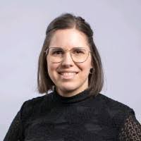 Melissa Nadeau's Instagram, Twitter & Facebook