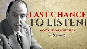 Robyn Maxwell's Instagram, Twitter & Facebook