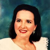 Carolyn Haynie's Instagram, Twitter & Facebook