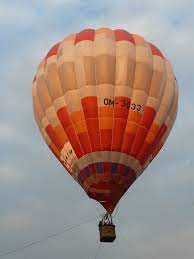 Incident leaves 1 in critical condition, thousands without power, officials say. 1989 Alice Springs Hot Air Balloon Crash Wikipedia