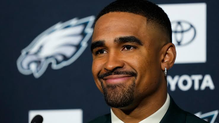 Eagles' Hurts says big-money deal won't change his mentality | NEWS10 ABC