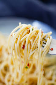 Serve up a sensational spaghetti dish for dinner. Easy Spaghetti Cooked In 15 Mins Rasa Malaysia