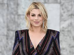 Jun 22, 2021 · emma marrone è finalmente tornata alla musica live. Emma Marrone L Annuncio Su Instagram Mi Fermo Per Un Problema Di Salute