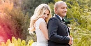 Budapest — kisebb vagyonba kerülhetett szabó zsófi és zsolt esküvője, ahol közel 300 vendég ünnepelte az ifjú párt nyíregyházán és nyírtasson. Elkeszult Szabo Zsofiek Eskuvoi Videoja