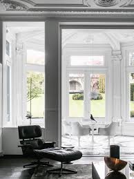 Tomas de bruyne bespoke unique floral experiences worldwide is the perfect partner for wedding & event companies, decor & production houses, conference & festival organizers, event promoters. Monochrome House By Studio Niels
