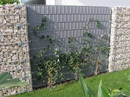 „ein garten ohne zaun ist wie ein haus ohne dach. dieser leitspruch bewegt uns, sie näher über das thema gartenzäune zu informieren. Sichtschutz Zaun