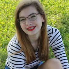 Claire Heller's Instagram, Twitter & Facebook