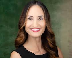 Thank you Cortney Young, DPT for trusting me to update your headshot!  Literally every single photo she took was perfect! We had a hard time going  through choosing the stars of the