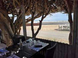 Les Paillotes Restaurants In Ile D Aix Guide De Charente Maritime