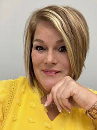 Tina Sumner's Instagram, Twitter & Facebook