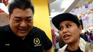 Lawak cari pasangan ideal khairul azhar pelawak ali mamak fauziah nawi. Khairul Azhar Santan Berlada