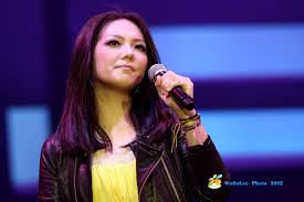 魔鏡歌詞網 > 女生歌手 > 衛蘭 > day&night2cd特别版 > chocolate ice. Wosoloo Photo Page è¡›è˜­3000 Day Night Concert 20120721 Wsl 8200 Copy