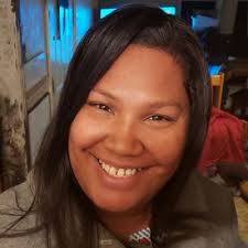 Tamara Mays's Instagram, Twitter & Facebook