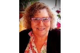 Aline Morgan's Instagram, Twitter & Facebook