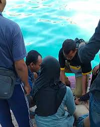 Water boom tirta djaya lok: Rian Purnama Siswa Smp N 3 Sindang Meninggal Di Kolam Renang Tirta Kencana Indramayu Saat Mengikuti Eskul Tanganrakyat Id