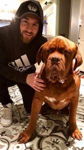Lionel Messi Are Un Caine Mai Mare Decat El Foto