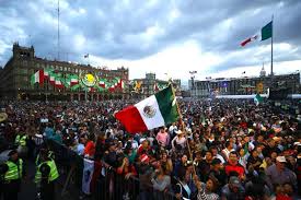 (1) nos complace informar que ya se puede ver la pelicula día de la independencia 2: Multitudinario Apoyo A Amlo En El Dia Independencia Los Angeles Times