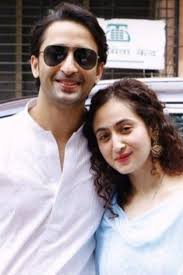 Shaheer sheikh and his long time girlfriend got married and finally, they are man and wife. Shaheer Sheikh And Ruchika Kapoor Shaheer Sheikh Prince Charming Wedding Photos