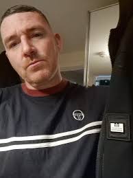 Any one know where I can get hold of the Ashcroft rainer t-shirt in white  size small ?