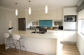 Tepat sekali, kali ini homeshabby.com akan membagikan ulasan tentang 7 desain dapur minimalis mungil terbaru yang cocok untuk rumah mewah ataupun minimalis anda. 25 Contoh Desain Dapur Modern Minimalis Terbaru 2021 Rumahpedia