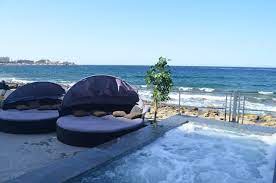 Located on sliema's promenade with 180 degree views of the open surfside's new menu has been designed to appeal to everyone. Sliema Eine Schone Stadt In Malta Turmundial
