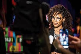 Bij1 is ontstaan uit een gedeeld verlangen naar verbinding, solidariteit, rechtvaardigheid en gelijkwaardigheid. Sylvana Simons Veel Te Doen Met Een Zetel Nrc