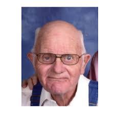 Faye Tuttle's Instagram, Twitter & Facebook