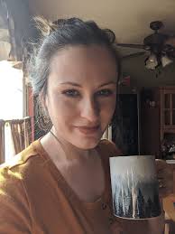 Good morning friends, Happy Wednesday, little chilly 🥶 this morning 🌄,  stay warm and toasty ♥️, 1 week til Christmas 🎄🎅 😀, have a wonderful day  today ☕️🤚😊🎄🎅☃️