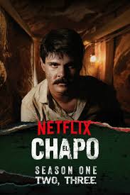 El chapo hapishane hayatına alışmaya çalışır, ancak bir gardiyana el chapo, chente'nin acı dolu intikamına verdiği ihtiyatlı tepki sayesinde, körfez karteli'ne karşı olan savaşta yeni bir müttefik kazanır. El Chapo Serie 1080p Espanol Latino Series Completas En Espanol Peliculas Completas Series Y Peliculas