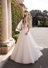 Acquista abiti da sposa economici 2020 ora puoi richiedere più sconti. Abito Da Sposa Pronovias 2020 Kerberos Mariages It Abiti Sposa E Sposo Collezione 2020 2021 Atelier Vestiti Nuziali Per Vicenza Verona Padova Rovigo Treviso Veneto E Trento Trentino Alto Adige