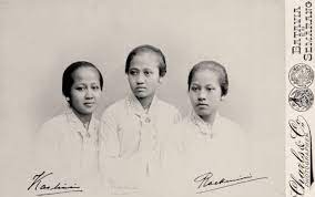 21 april 1879 (jepara, jawa tengah) tempat dan tanggal kematian: Biografi Singkat Ra Kartini Sang Pejuang Emansipasi Perempuan Indonesia Kumparan Com