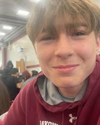 In the season finale the Bees drop a slugfest to Elizabeth, falling 15-9.  Jack Pozo and Adrian Pardo both registered 2 hits for the Bees. Andrew  Farber added a 2 run homer