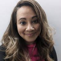 Heather Goeller's Instagram, Twitter & Facebook