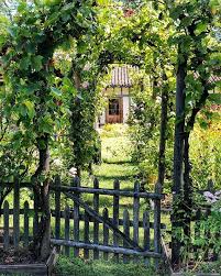 les pres d eugenie sur instagram le jardin des delices green walk this morning lespresdeugenie eugenielesbains lafermethermale gardenlovers delicio